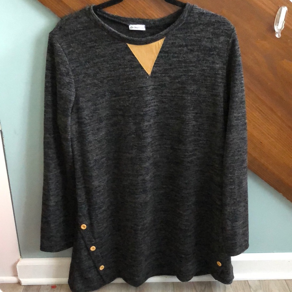 Grey sweater